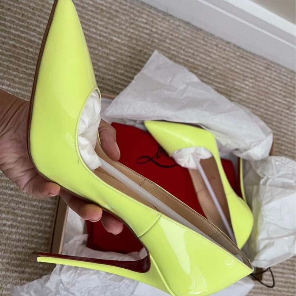 Christian Louboutin So Kate 120mm Patent Heels - Picture 4 of 9